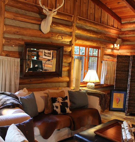 Adirondack Style Lodge (Los Angeles)
